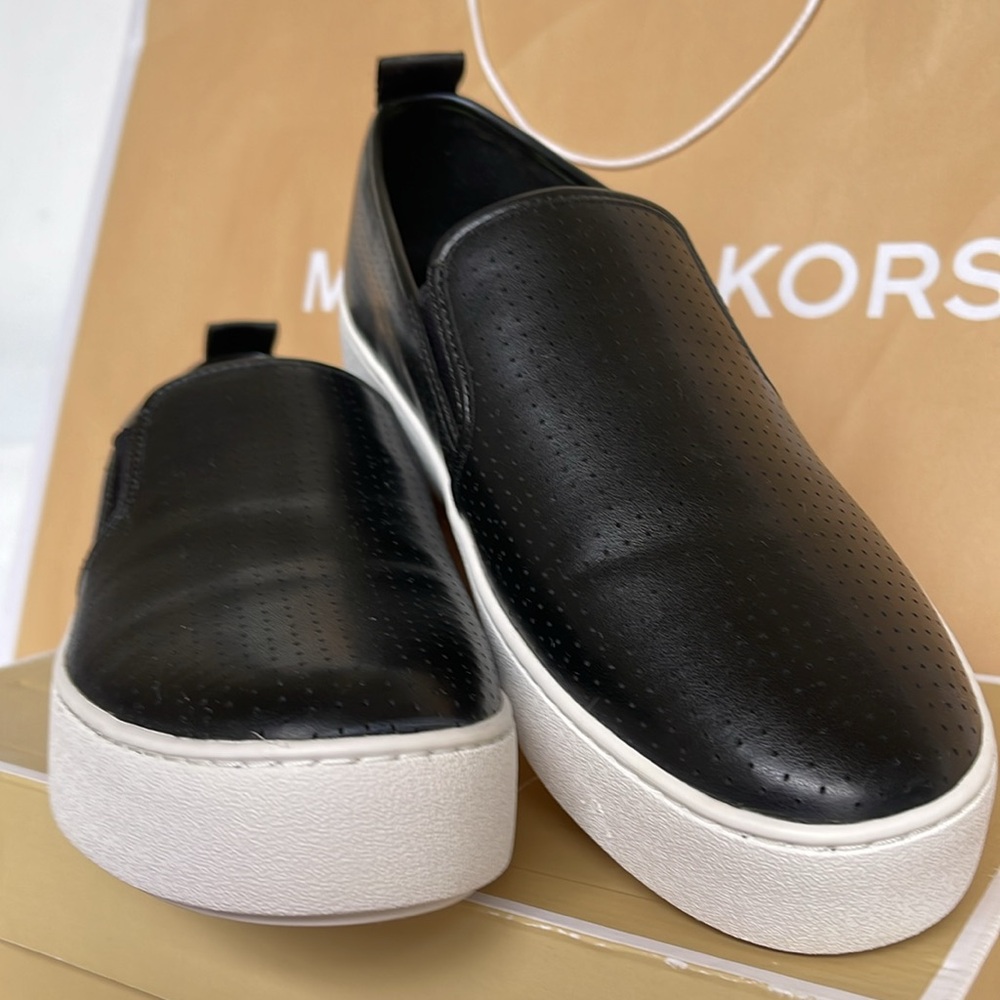 Michael Kors TEDDI SLIP ON NAPPA PU PERFORATED 4959TDFP4L NIB Platforms Sneakers - Picture 6 of 16